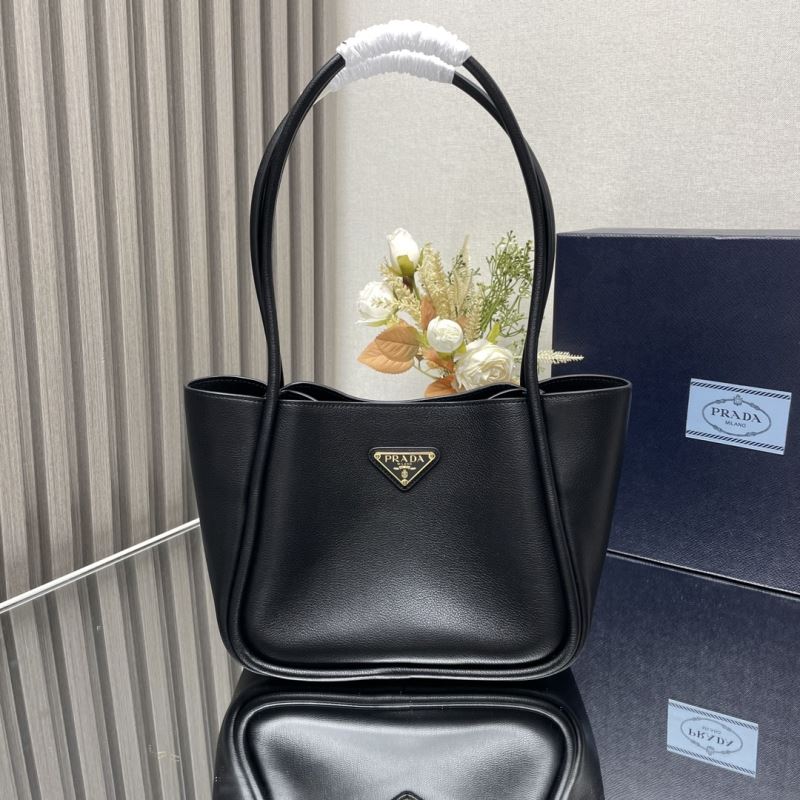 Pra*a bucket bags